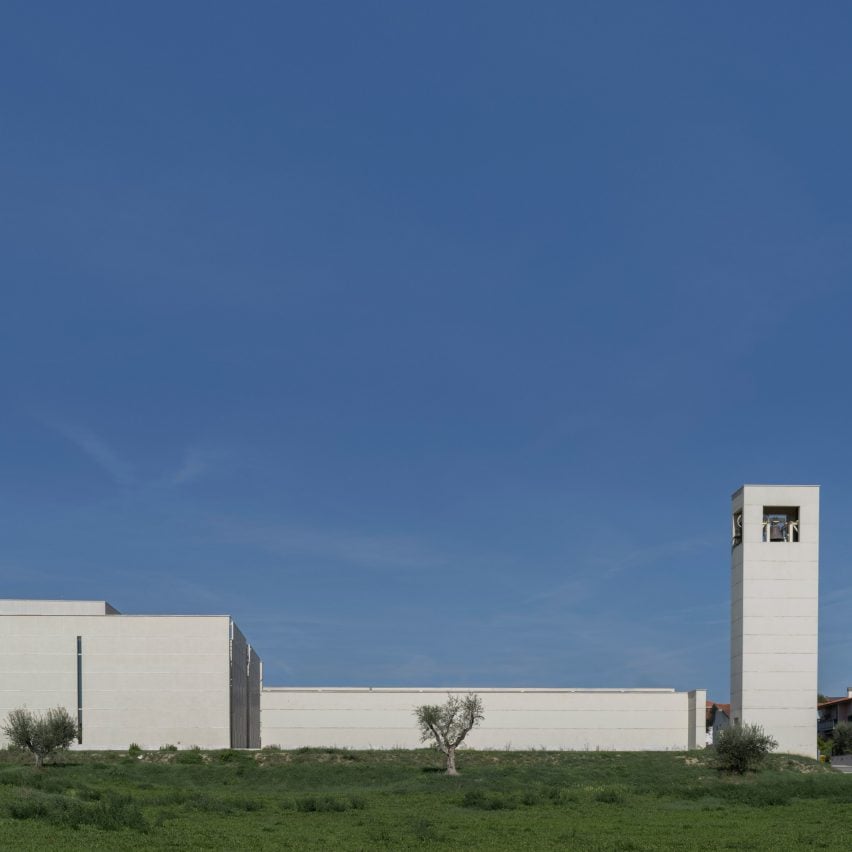 Church and community centre in Castel di Lama by Studio Contini