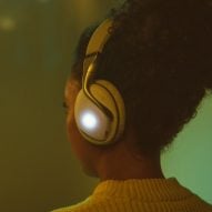 IRIS Flow Headphones use algorithms to enhance listening experience