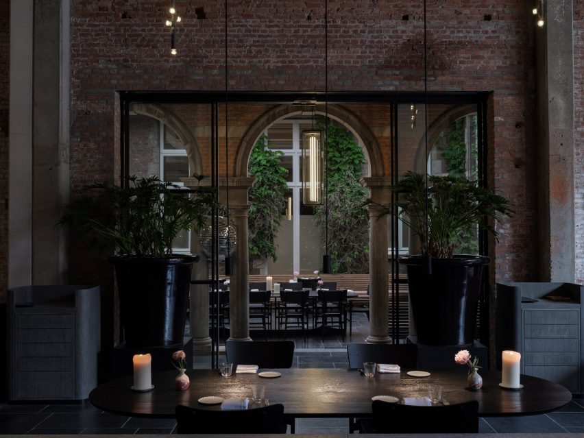 Le Pristine restaurant in Antwerp designed by Space Copenhagen