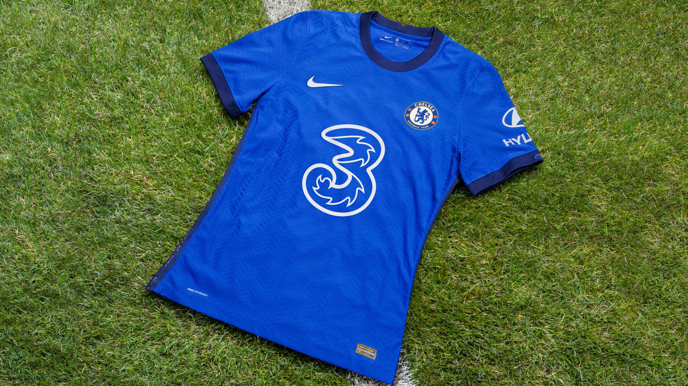 Onrustig Uitgaan Frustrerend Nike reveals herringbone-patterned Chelsea kit informed by Saville Row