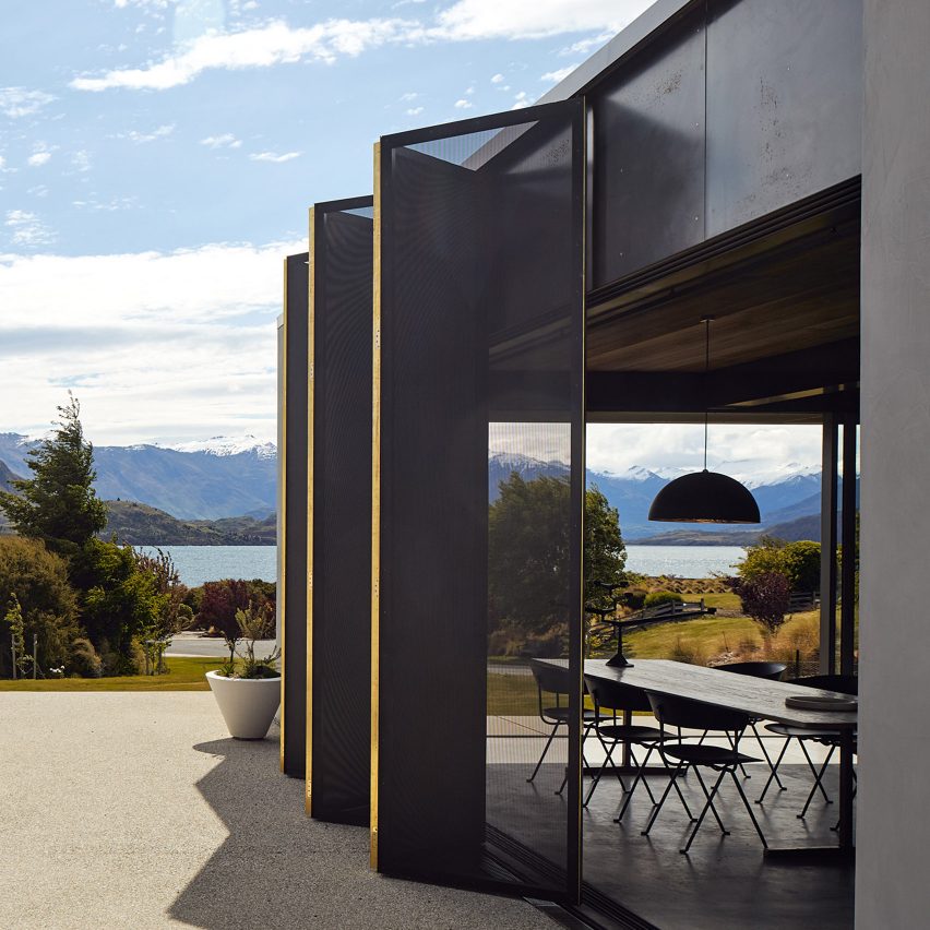 Te Pakeke house in Wanaka, New Zealand designed by Fearon Hay Architects
