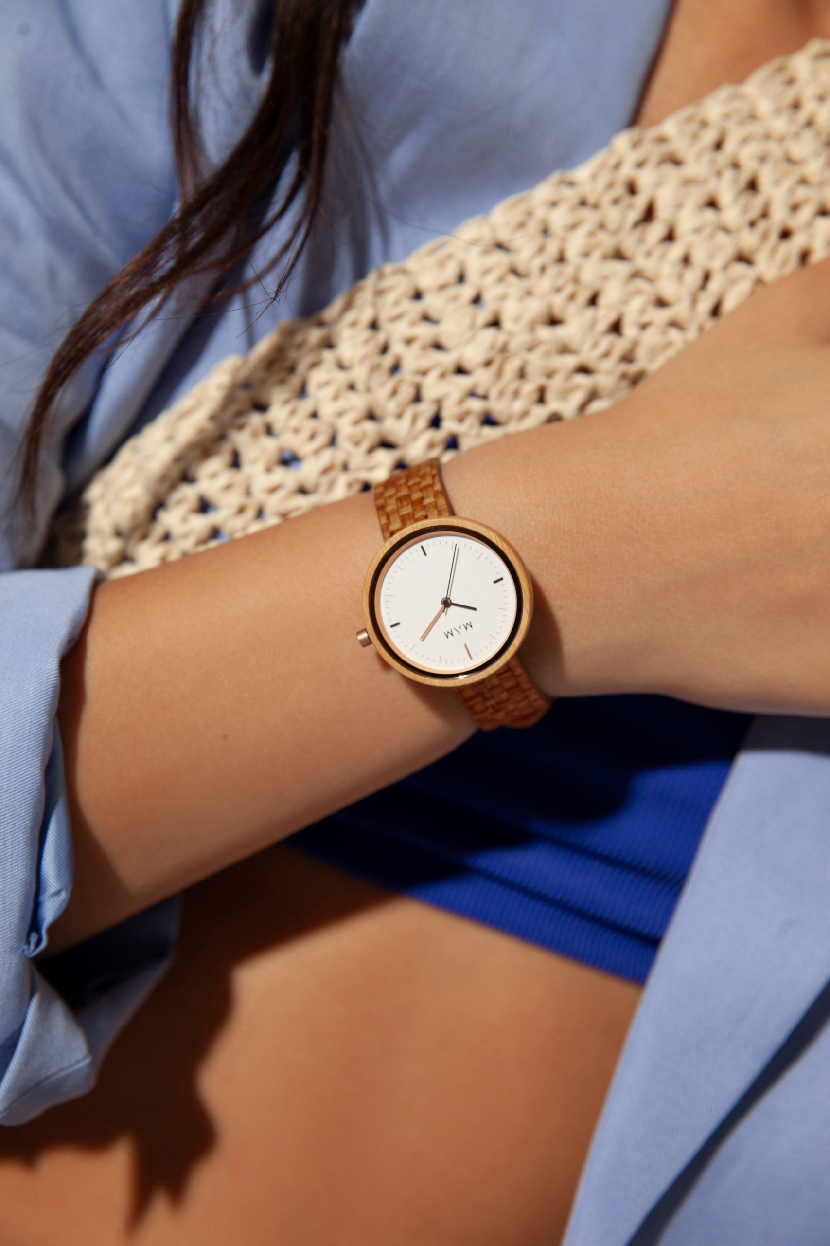 Dezeen ladies outlet watch