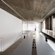 Gonzalez Haase AAS creates minimal interior for Berlin communications office