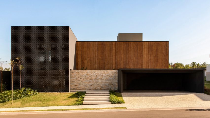 House of Cobogos by MF+ Arquitetos