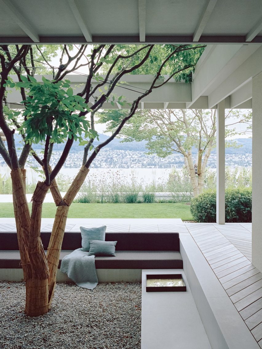 Maison dans un vignoble à Zurich, Suisse conçu par Think Architecture