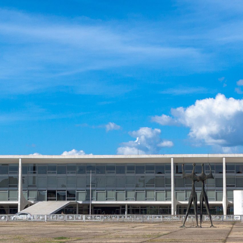 Anti-drone antennas set to be built on top of Oscar Niemeyer palaces in Brásilia