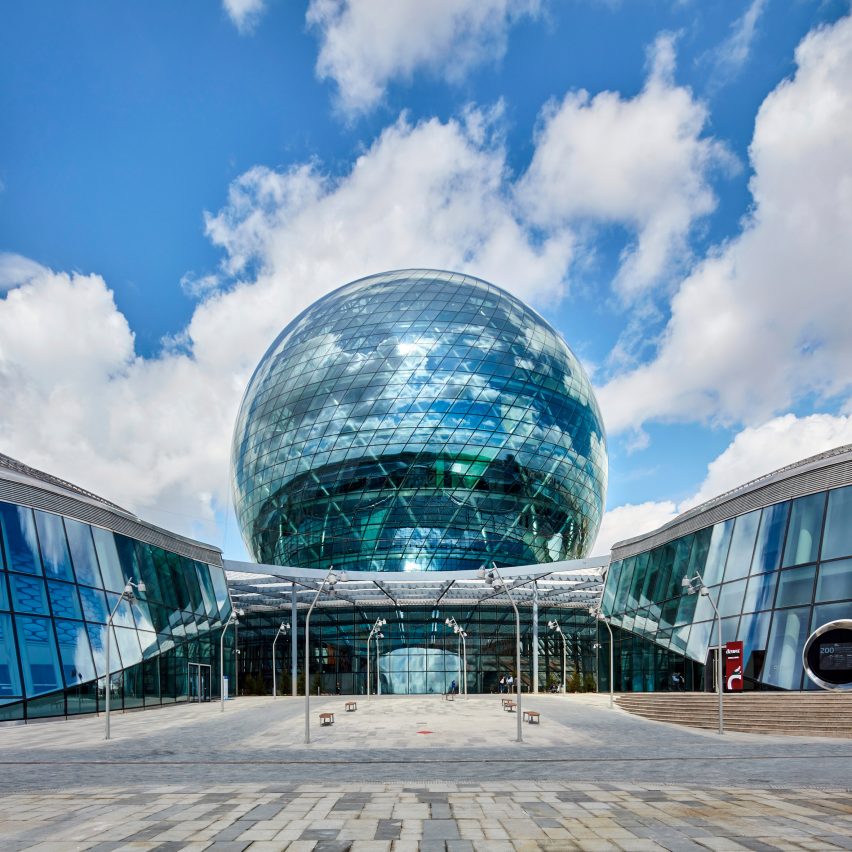 Spherical architecture: Kazakhstan Pavilion by Adrian Smith + Gordon Gill