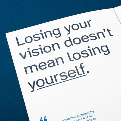 Atkinson超级字体在盲文研究所品牌上视力障碍