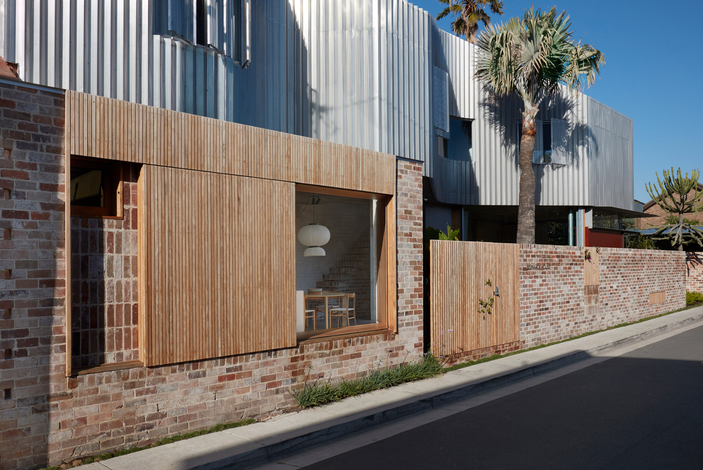 Front facade of Bismarck House by Andrew Burges Architects in Bondi, Sydney