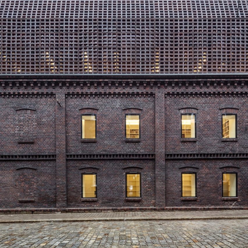 BAAS Arquitectura's Faculty of Radio and Television wins top prize at Brick Award 20