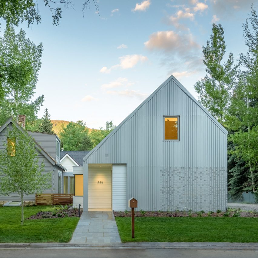 CCY Architects adds extension with musical facade to Victorian house in Aspen
