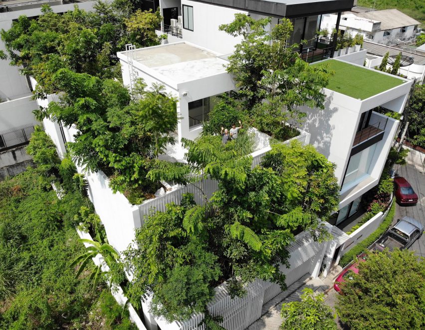 Techos verdes de Forest House en Bangkok