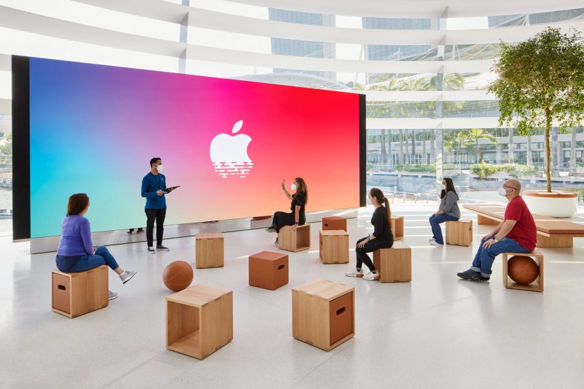 Apple Marina Bay Sands store in Singapore by Foster + Partners shop