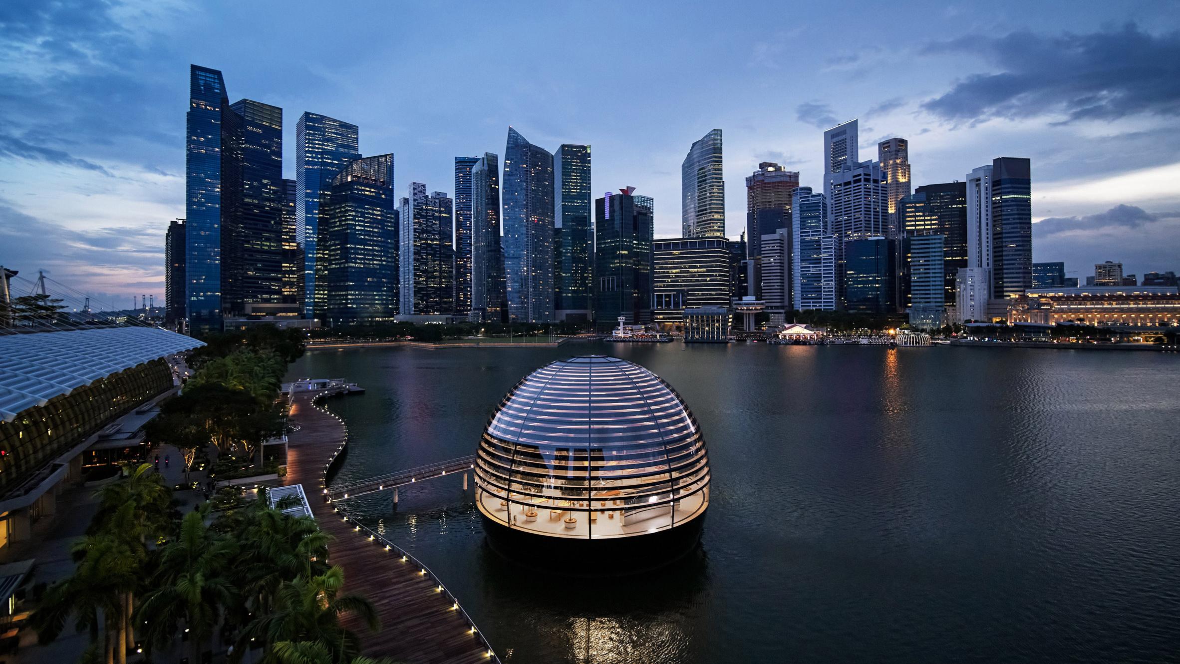 Apple's floating store in Singapore is its architectural crown jewel