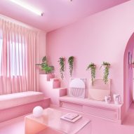 Living room of Minimal Fantasy, a pink apartment in Madrid