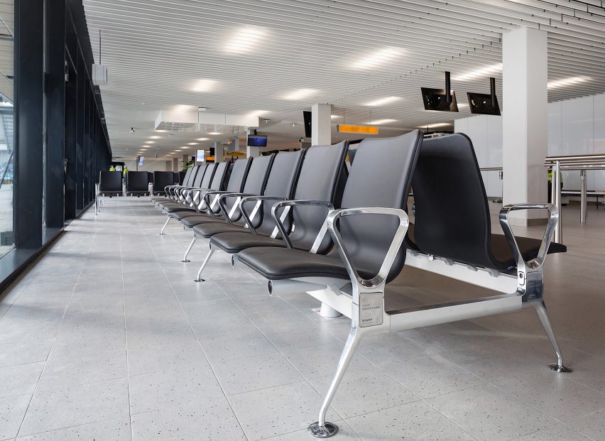 Richard Hutten melts down Schiphol airport's old chairs for a new seating system with Lensvelt