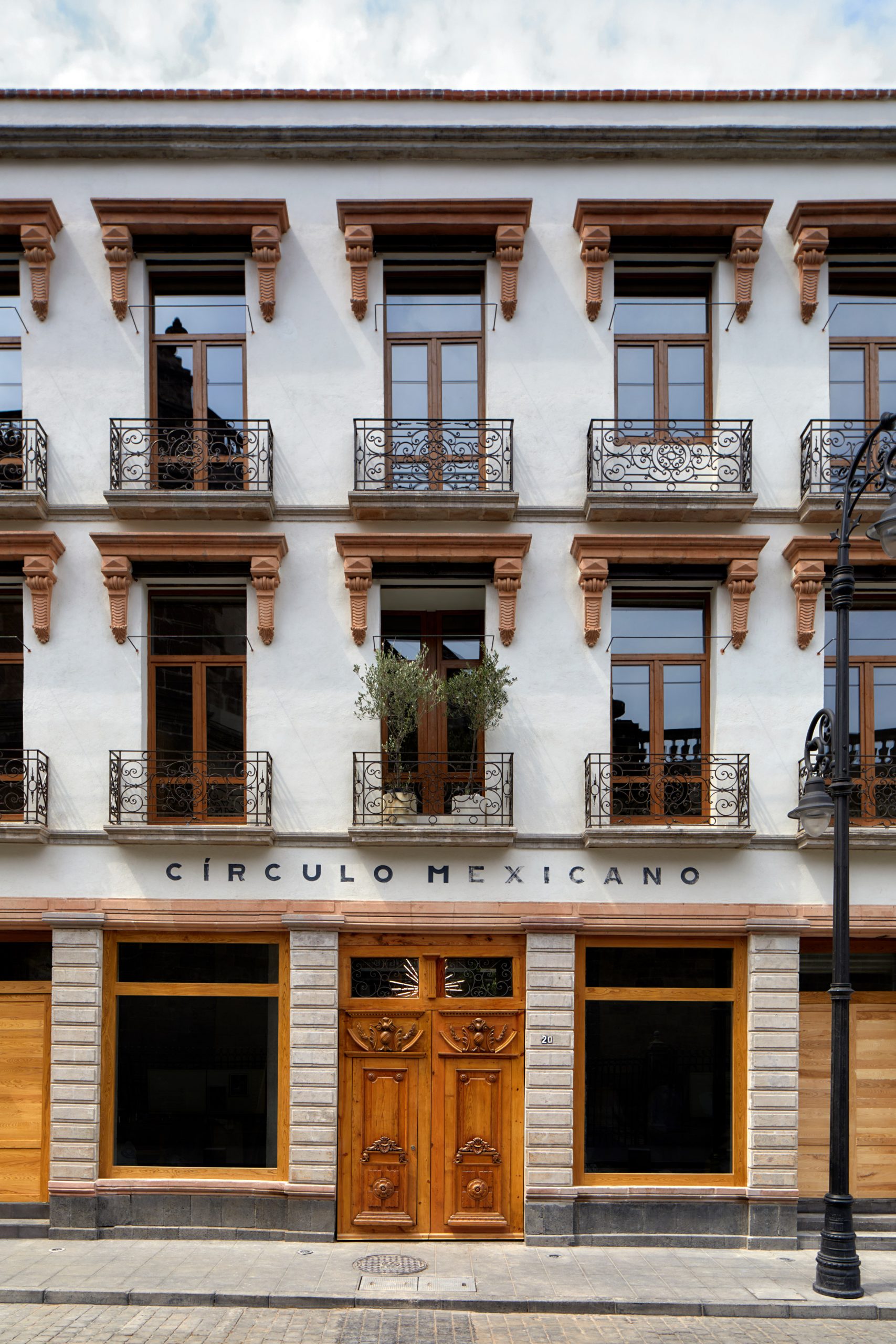 Exterior of Circulo Mexicano hotel in Mexico City by Ambrosi Etchegaray