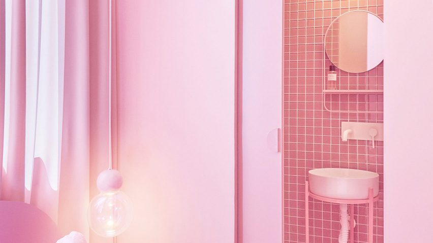Thirty Bathrooms By Architects Including Concrete Stone And Tiled Designs - How To Decorate A Pink And Blue Tile Bathroom