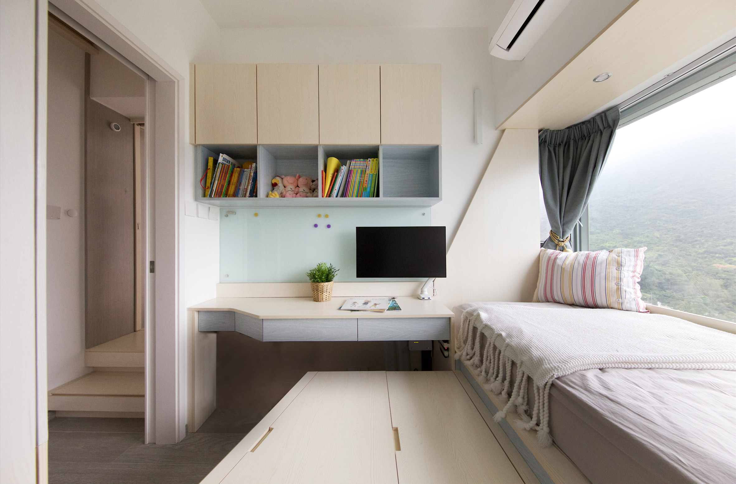 Bedroom Smart Zendo by Sim-Plex Design Studio in Hong Kong