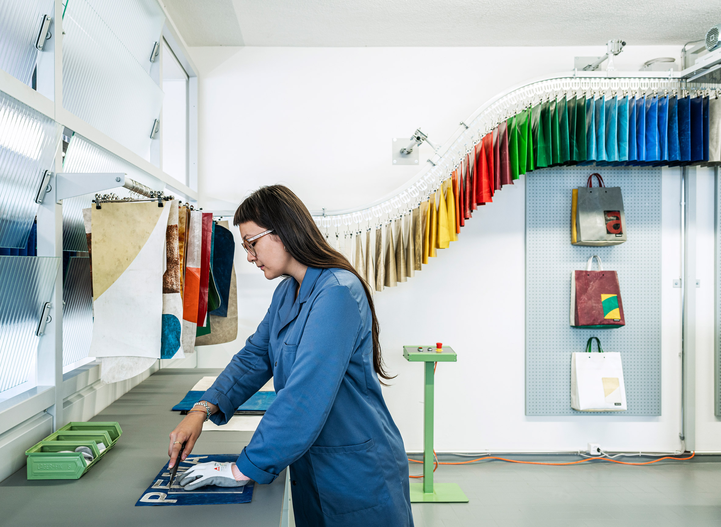 Conveyor belt of Sweat-Yourself-Shop by Freitag