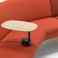 Giro Soft sofa swivel table