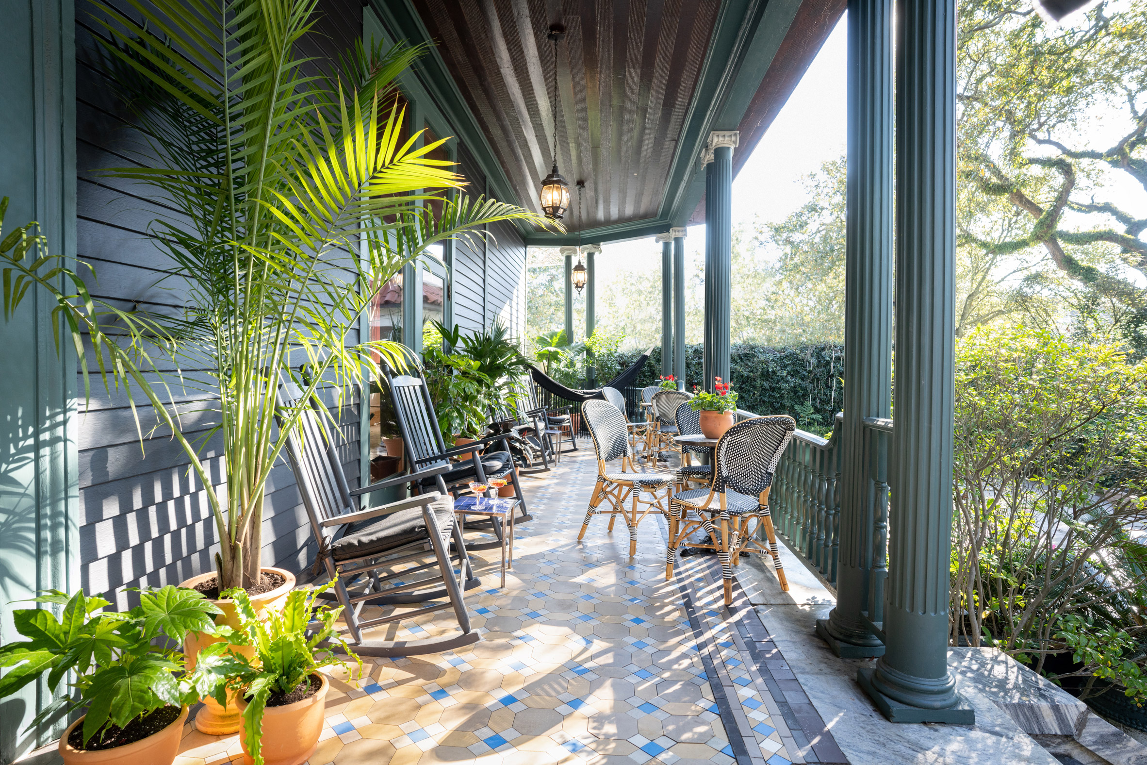 Outdoor patio of The Chloe hotel in New Orleans