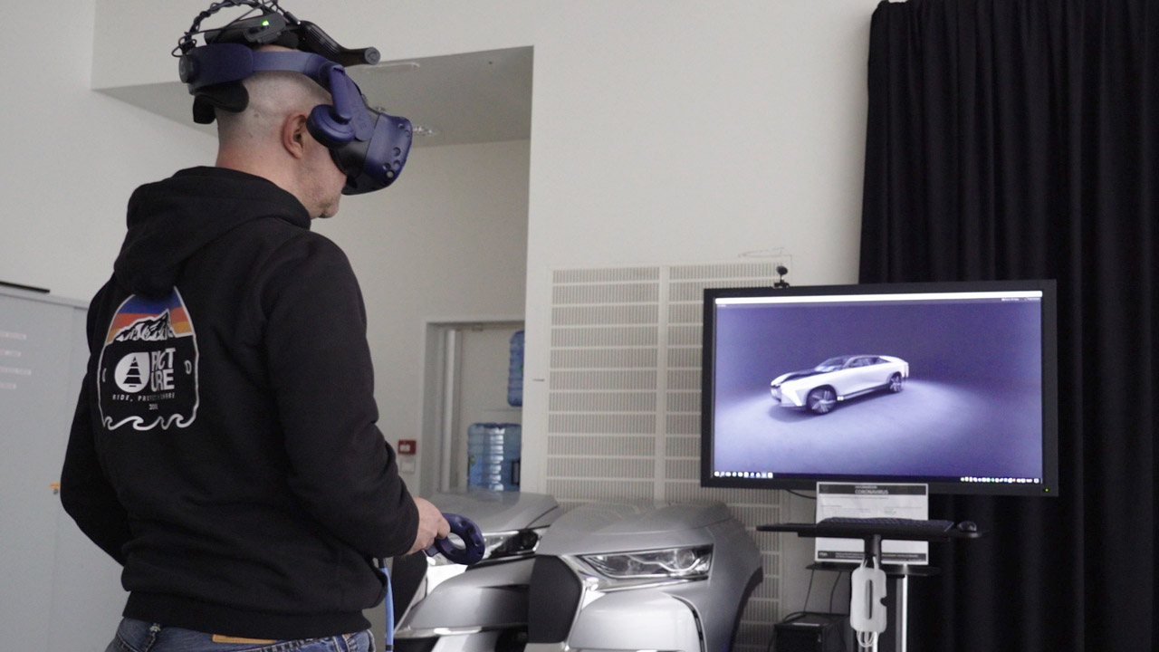 DS Automobiles design cars using virtual reality