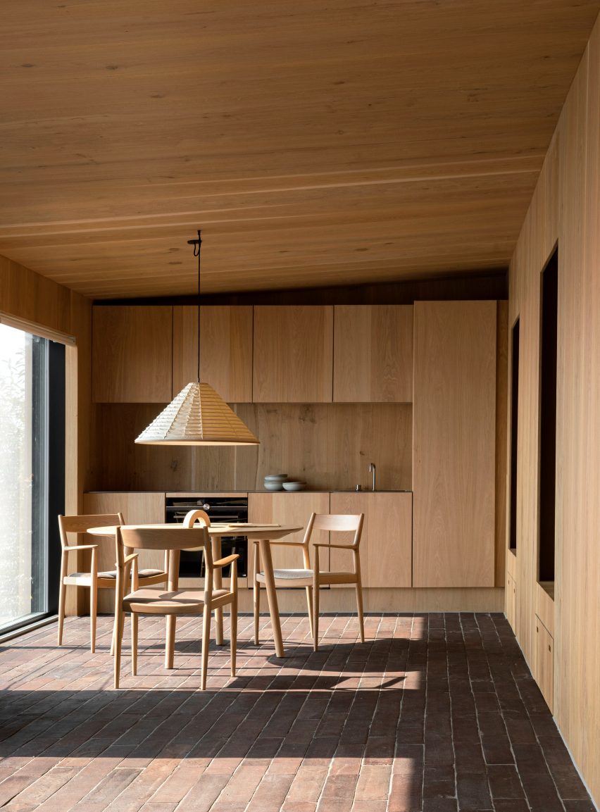 Кухня Fjord Boat House от Norm Architects