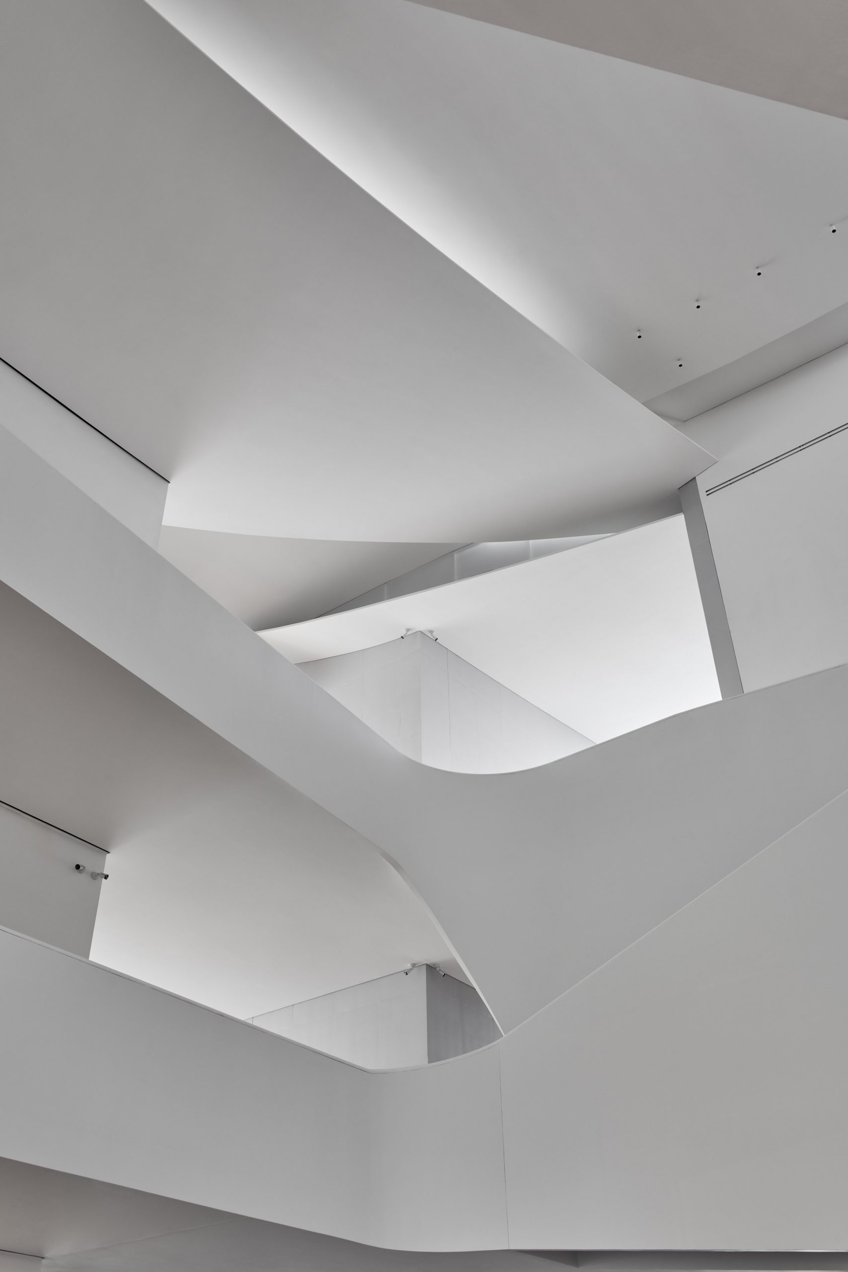Roof detail in Nancy and Rich Kinder Building by Steven Holl Architects