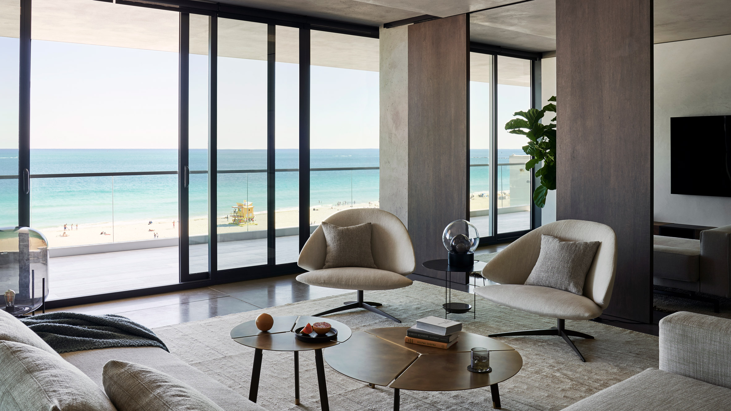 Ocean Drive Apartment In Miami Beach By