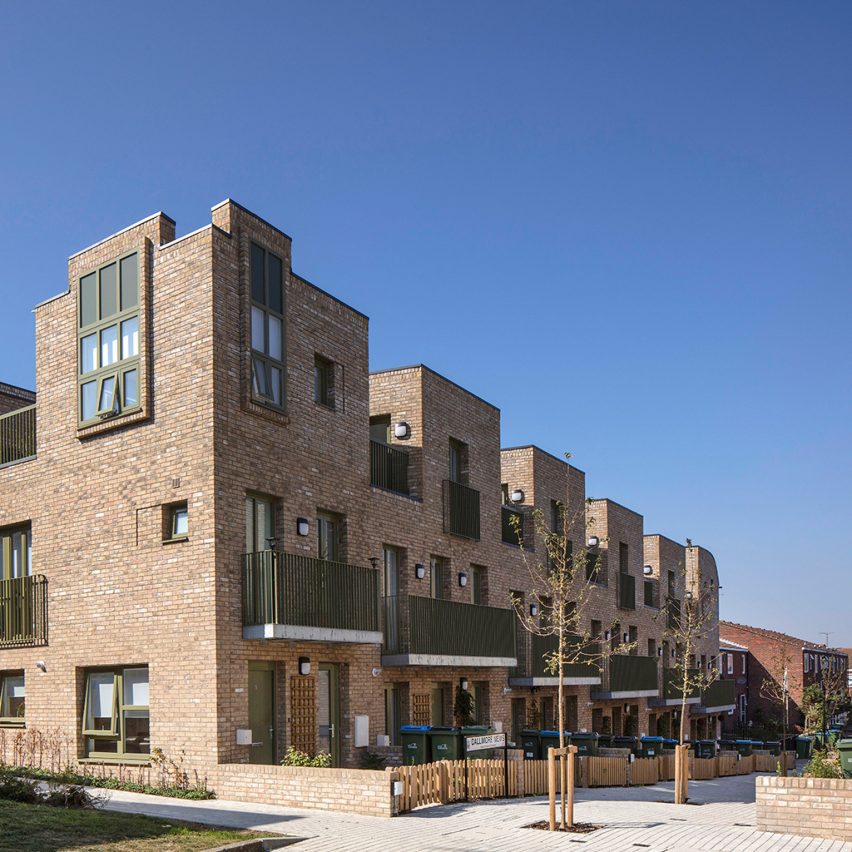 Sandpit Place housing by Peter Barber Architects