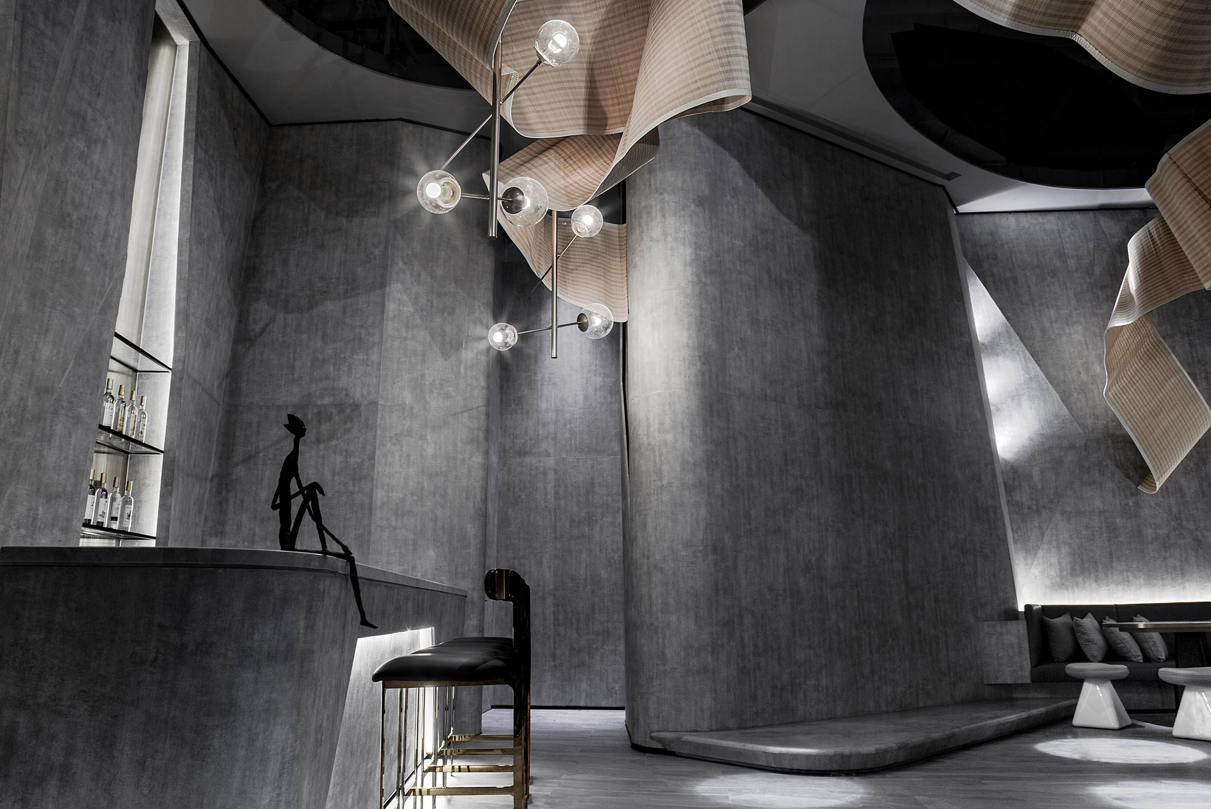 Sculptures inside The Flow of Ecstatic bar interiors by Daosheng Design