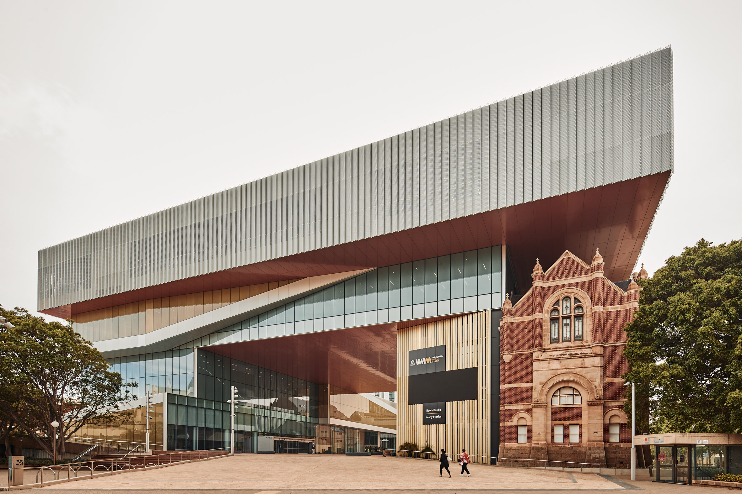 Main entrance of the WA Museum Boola Bardip by OMA and Hassell 