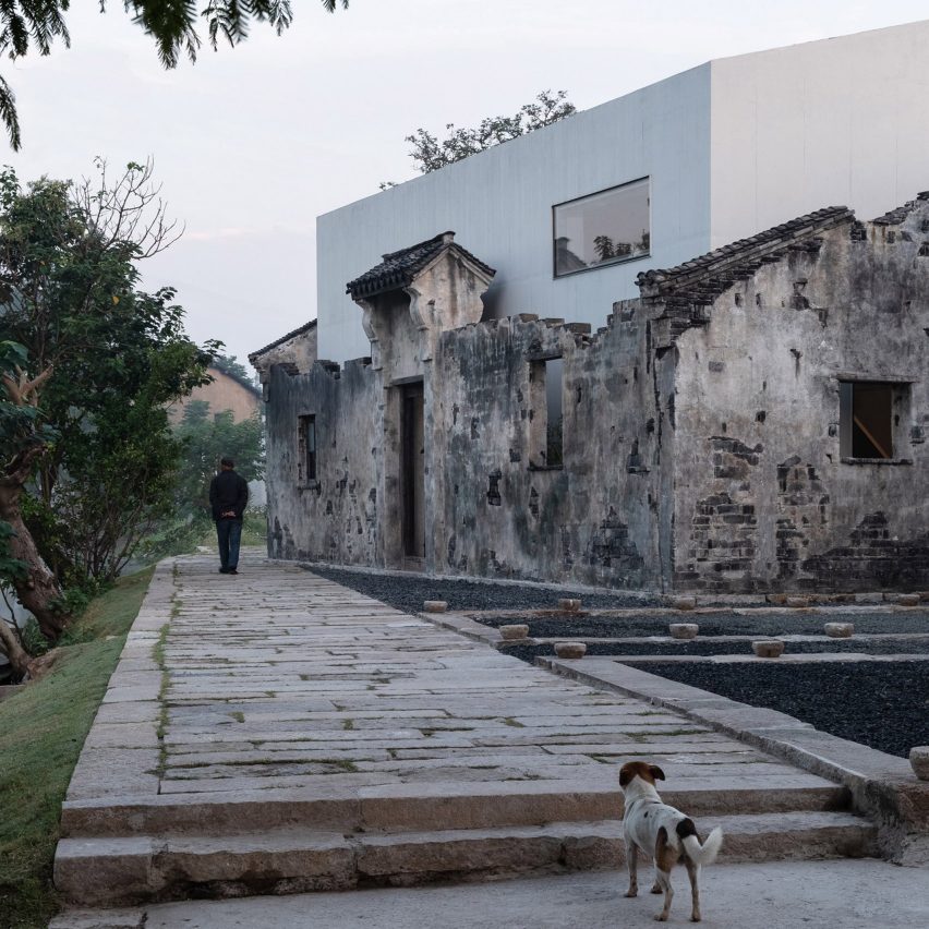 Chinese ruins transformed into museum by Shenzhen Horizontal Design