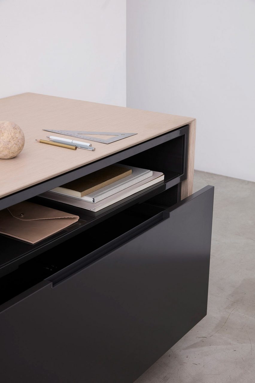 Brera25 desk by Gensler for IOC Project Partners