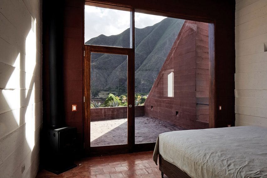 Bedroom in Casa Huayoccari by Barclay & Crousse