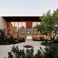 Matías Zegers Arquitectos builds stone courtyard house in Chilean wine country