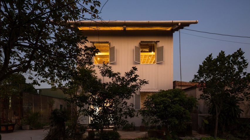 Front view of HOUSE by H&P Architects