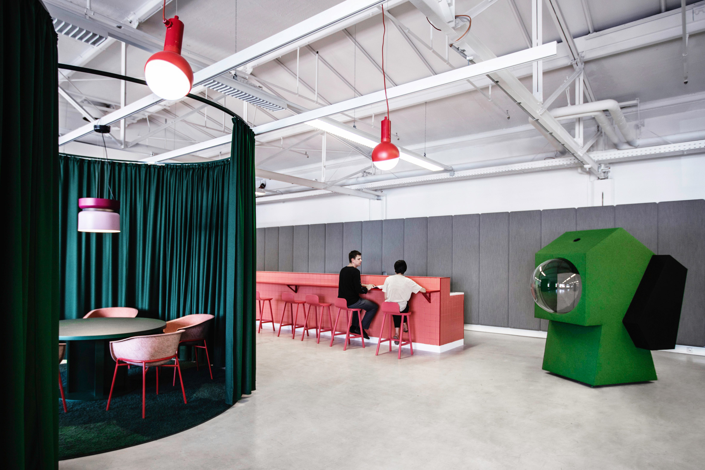 Coloured zones in LOQI Activity Office by Studio Aisslinger