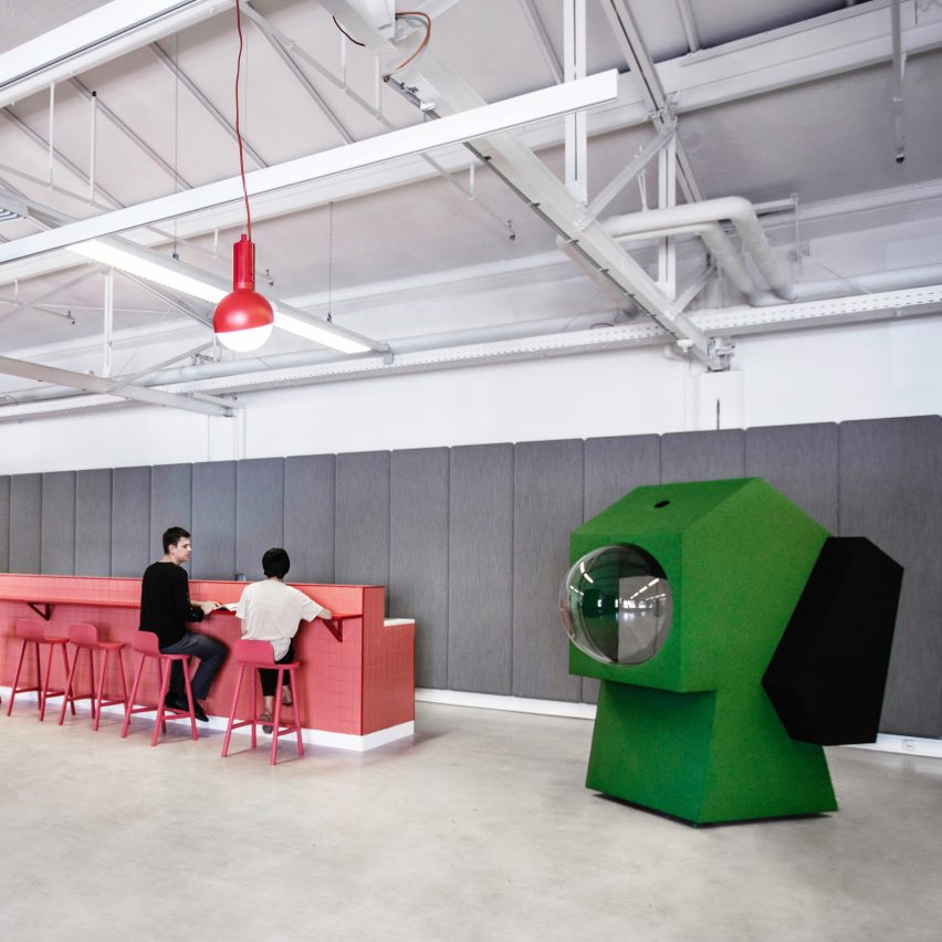 Coloured zones in LOQI Activity Office by Studio Aisslinger