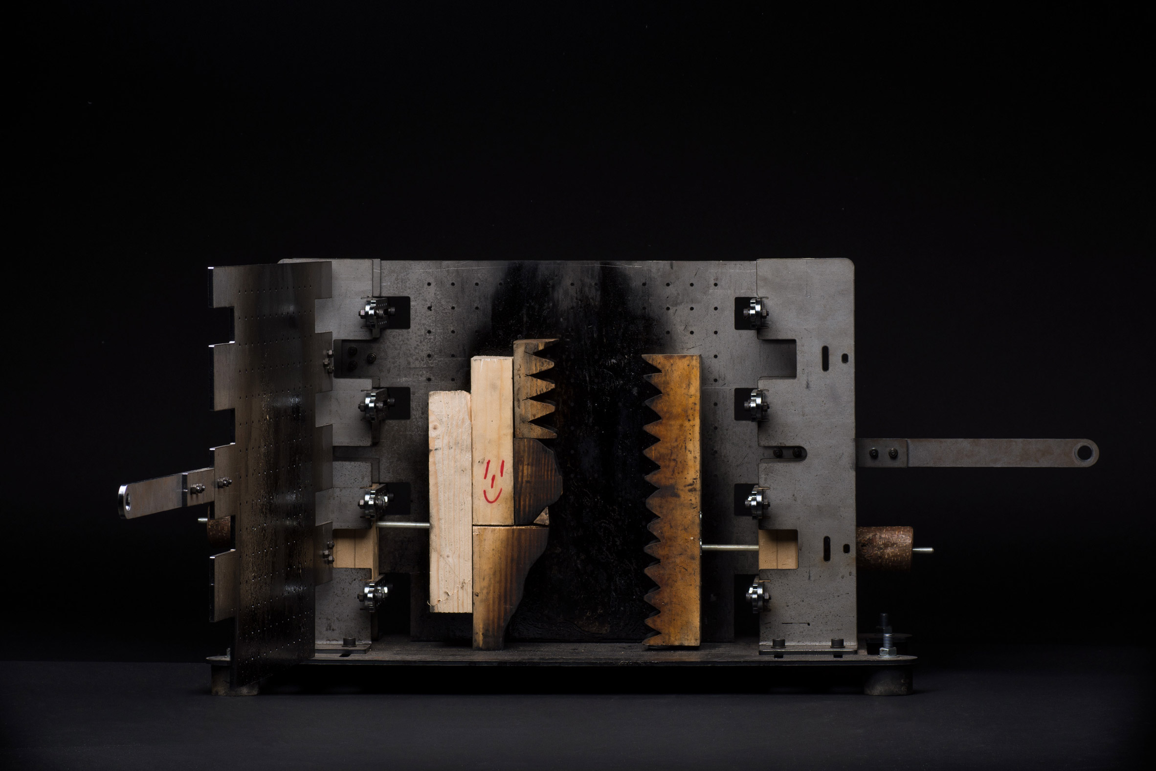 Jonatan Nilsson built his own machine to make his Shifting Shape vase collection