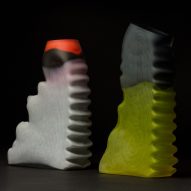 Jonatan Nilsson designs unique glassblowing contraption to make amorphous vases
