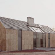 The cork-clad exterior of The House of Wood, Straw and Cork by LCA Architetti