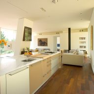 Gerhard Heusch Oak Pass Residence Beverly Hills kitchen