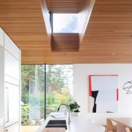 Office of McFarlane Biggar Architects + Designers Bowen Island House British Columbia kitchen