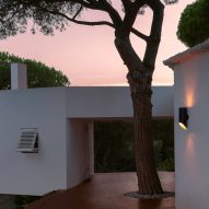 Elipse outdoor light by Josep Llu&iacute;s Xucl&agrave; for Marset