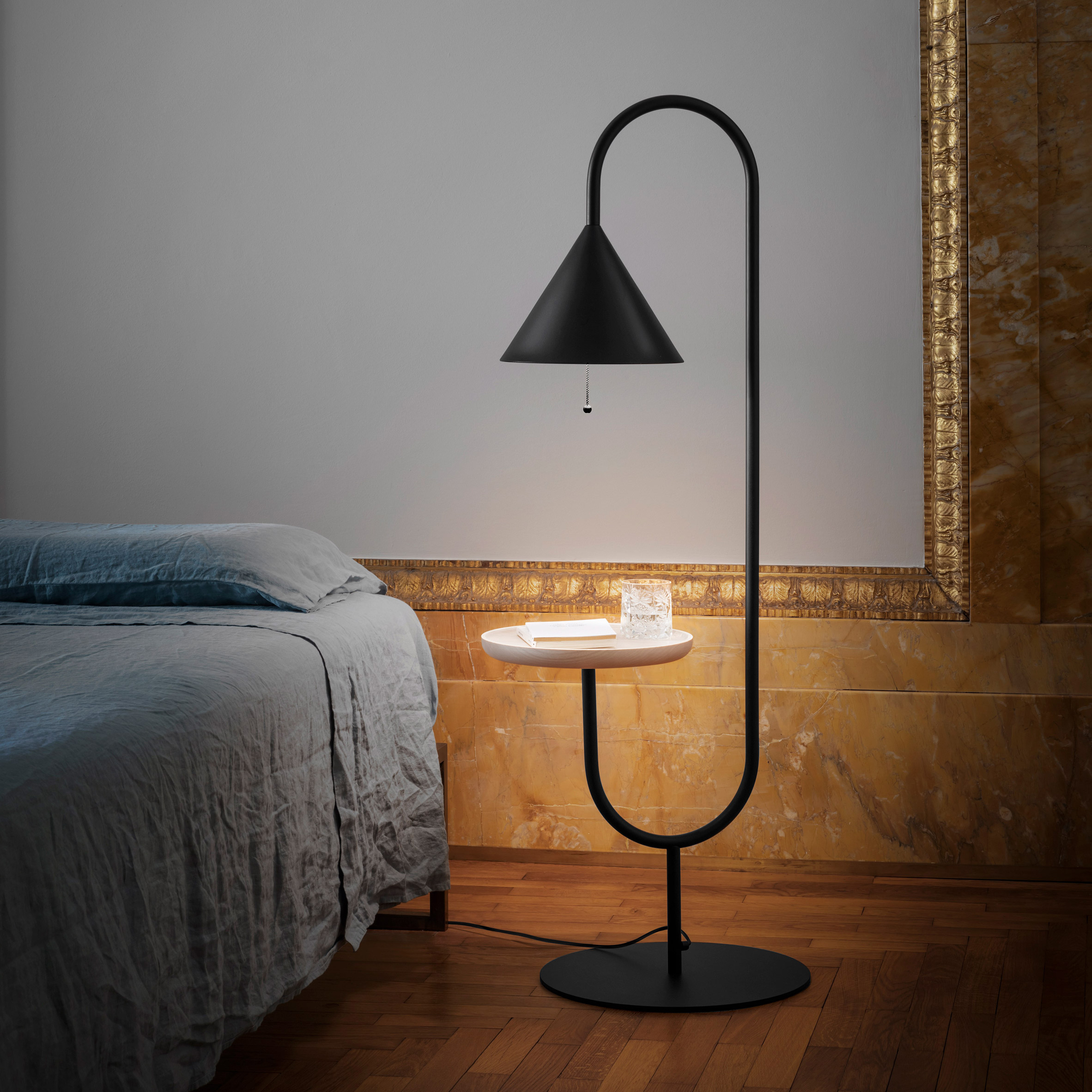 Ozz lamp by Miniforms