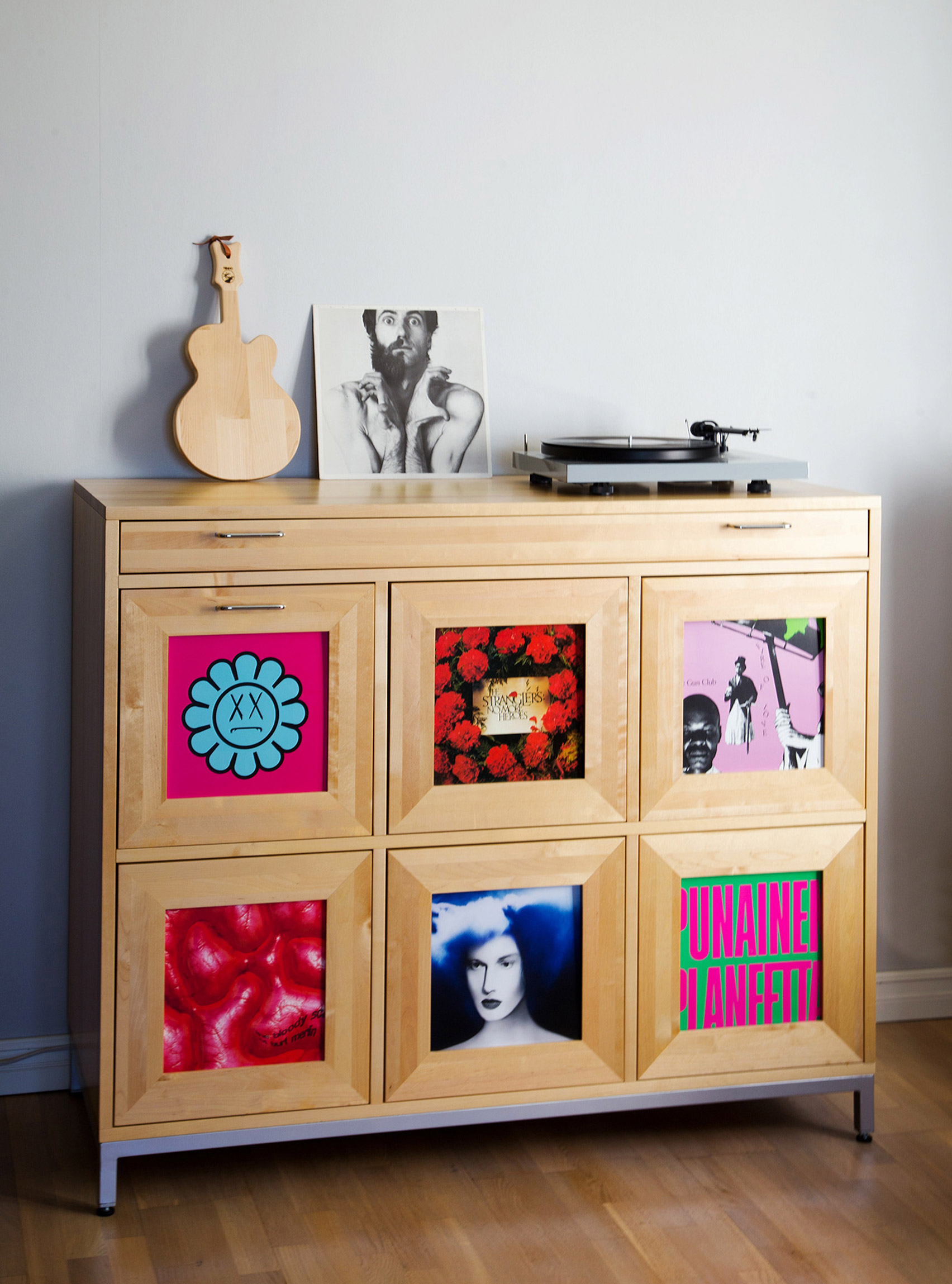Saana vinyl record cabinet by Tenho Design