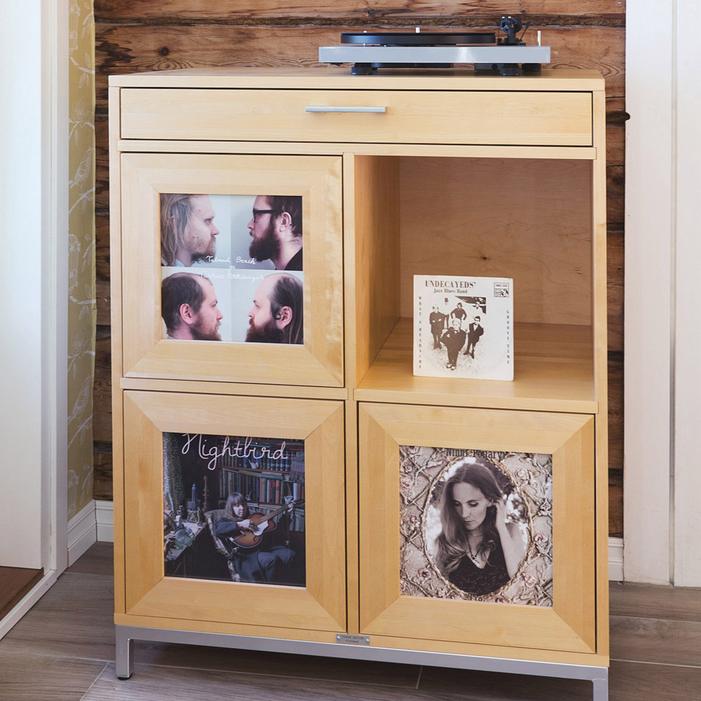 Saana vinyl record cabinet by Tenho Design