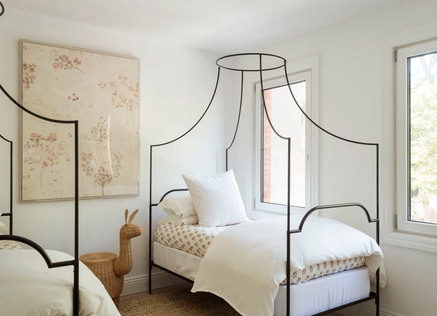 The Sackett Street townhouse's children's bedroom with bespoke twin beds
